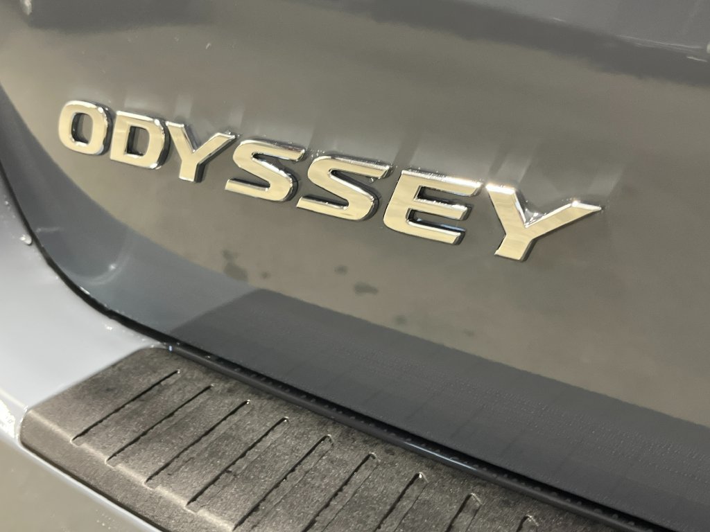 New 2027 Honda Odyssey Touring image 12