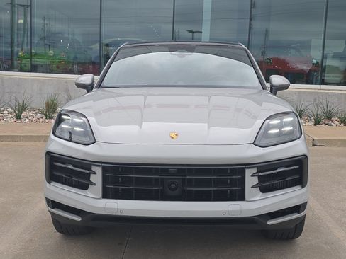 New 2026 Porsche Cayenne S AWD/4WD image 10