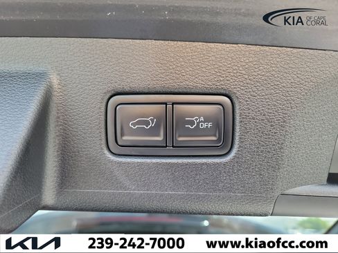Certified 2024 Kia Telluride SX Prestige X-Line image 12