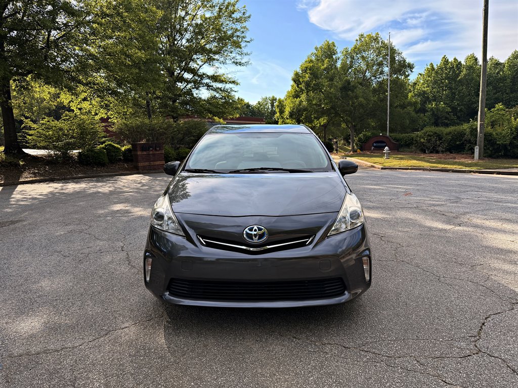 Used 2014 Toyota Prius V Three FWD image 2