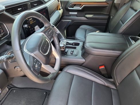 Used 2023 GMC Sierra 1500 Denali w/ Denali Reserve Package AWD/4WD image 12