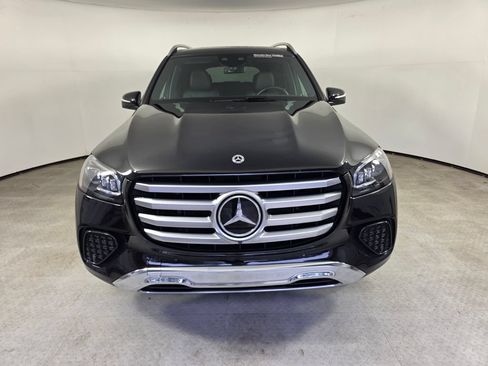 Certified 2024 Mercedes-Benz GLS 450 4MATIC image 2