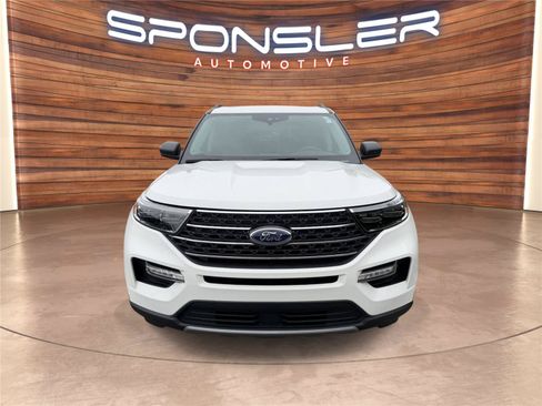 Used 2023 Ford Explorer XLT w/ Equipment Group 202A AWD/4WD image 10