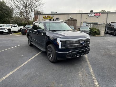 Used 2022 Ford F150 Lightning Lariat image 1