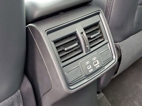 Used 2026 Subaru Forester Premium image 11