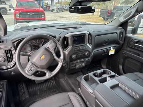 New 2026 Chevrolet Silverado 2500 W/T w/ WT Convenience Package image 9