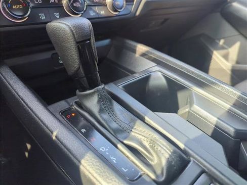 Certified 2023 Honda Accord EX image 12
