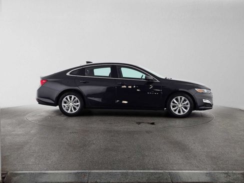 Used 2023 Chevrolet Malibu LT FWD image 2