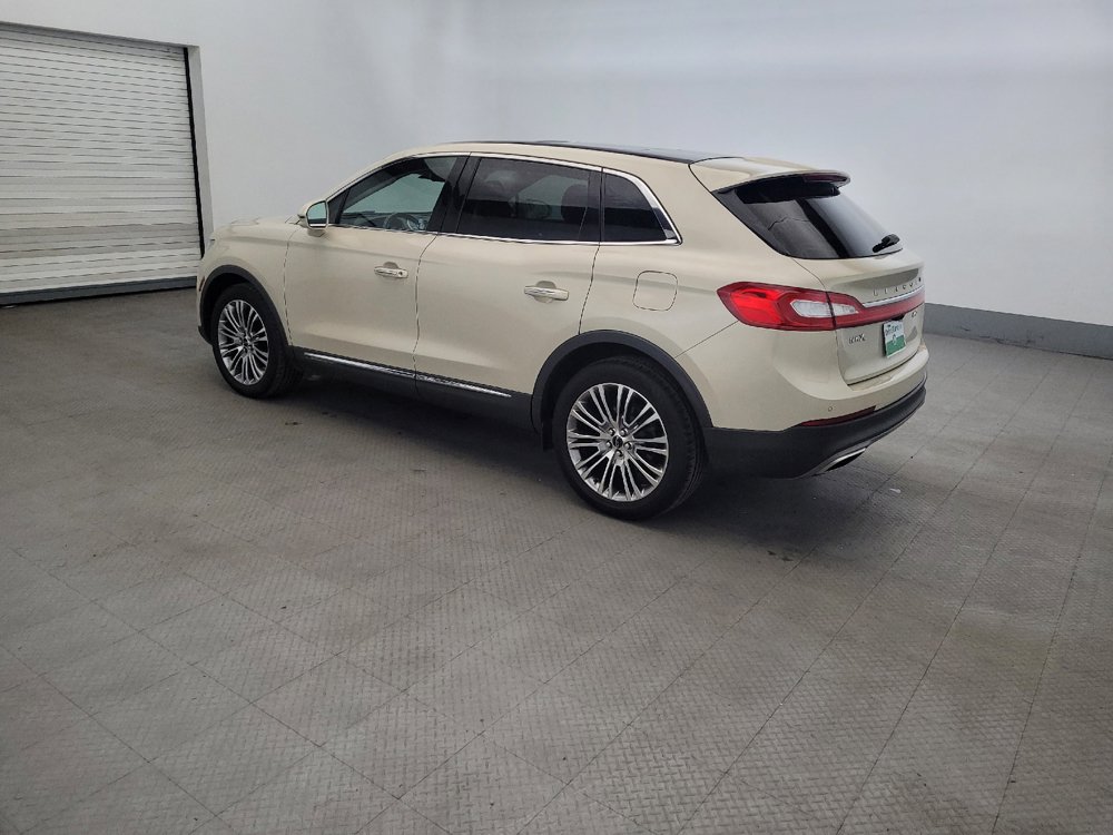Used 2016 Lincoln MKX Reserve w/ Climate Package AWD/4WD image 3