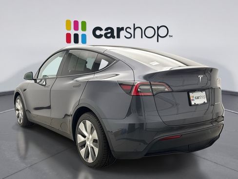 Used 2021 Tesla Model Y Long Range AWD/4WD image 3
