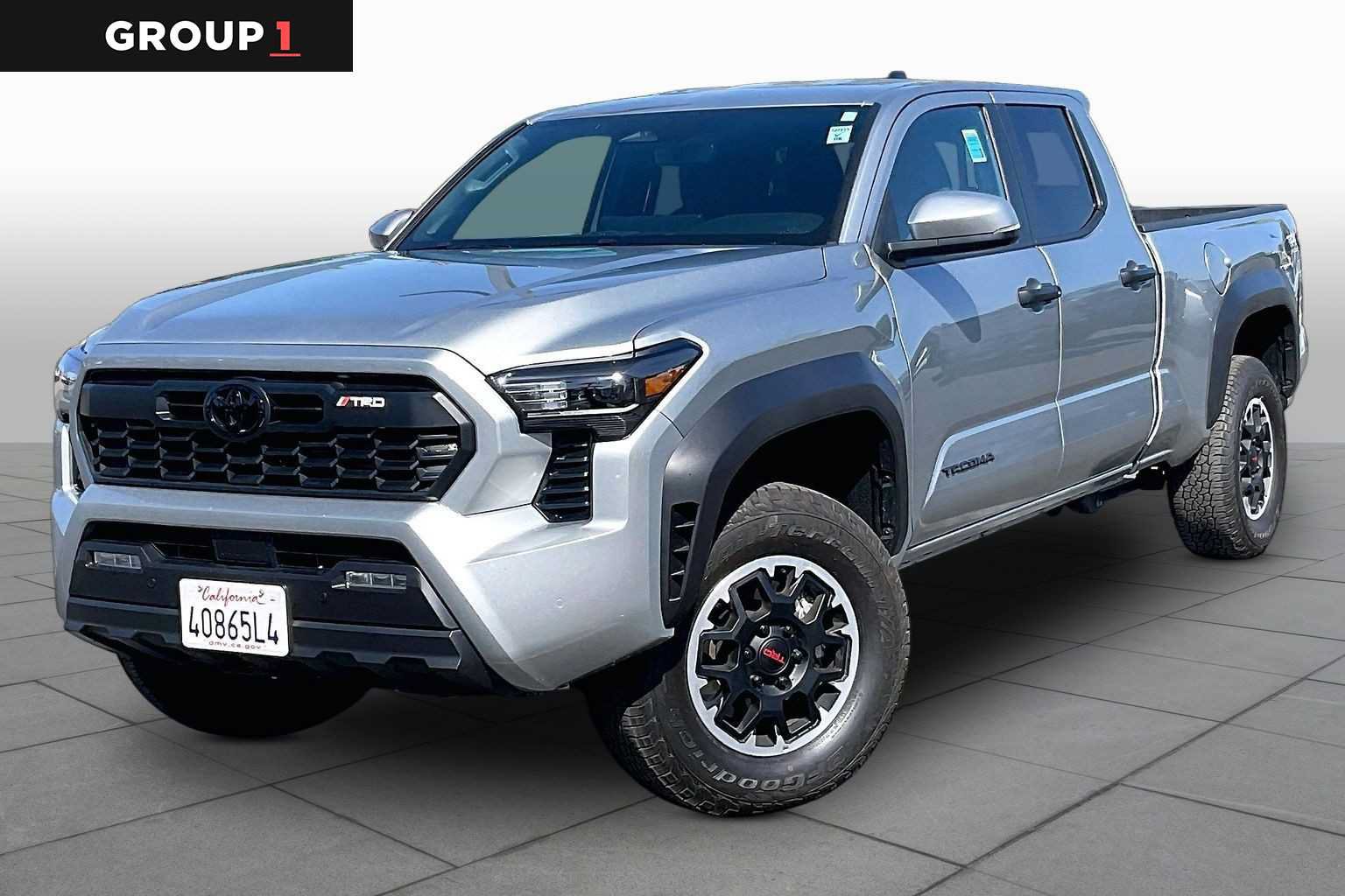 Used 2026 Toyota Tacoma TRD Off-Road w/ TRD Off Road Upgrade Package AWD/4WD image 1