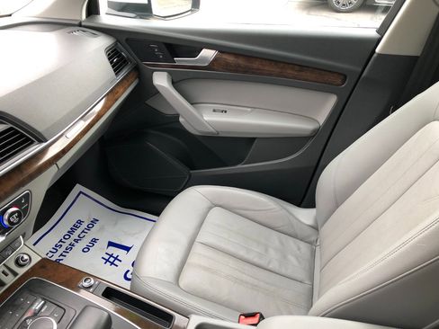Used 2020 Audi Q5 2.0T Premium w/ Convenience Package image 25
