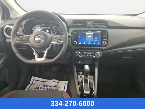 New 2025 Nissan Versa SR w/ Trunk Package image 9