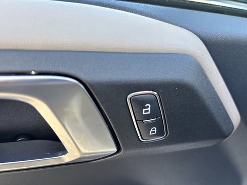 Used 2023 Ford Bronco Wildtrak image 20