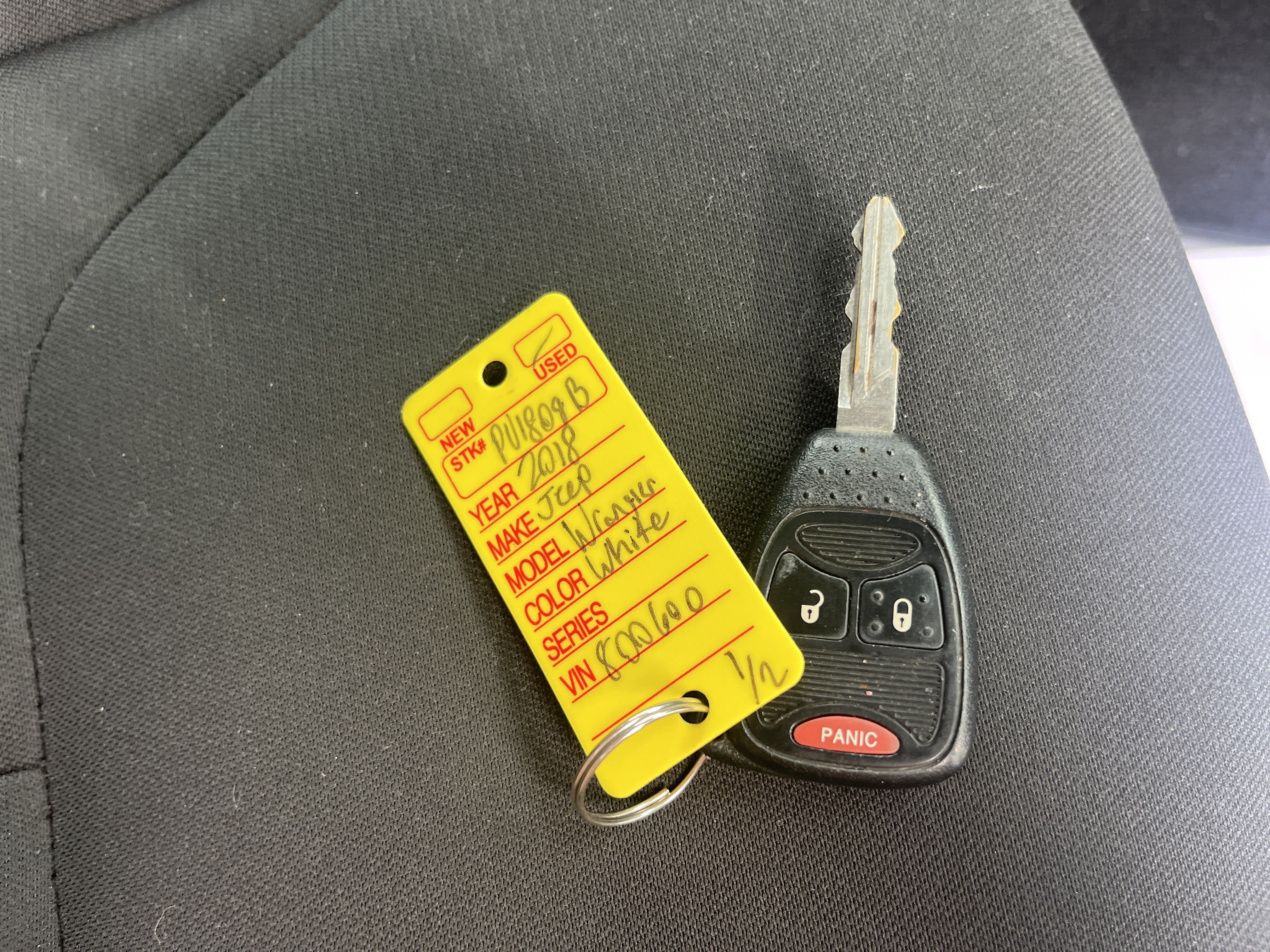 Used 2018 Jeep Wrangler Unlimited Sport S AWD/4WD image 9