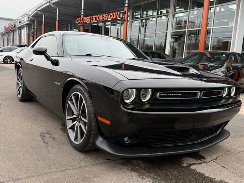 Used 2021 Dodge Challenger R/T w/ Plus Package image 14