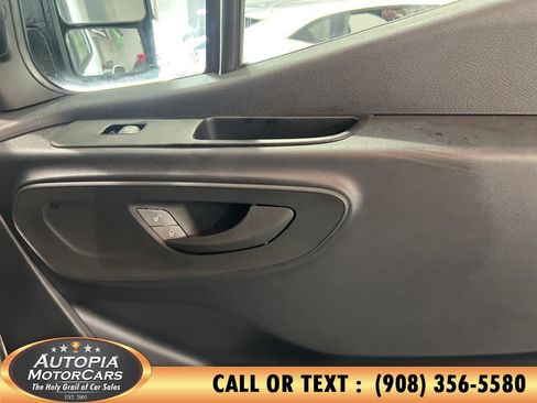Used 2025 Mercedes-Benz Sprinter 3500 w/ Parking Package image 15