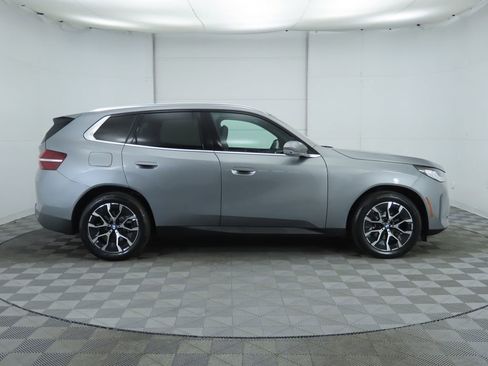 Used 2025 BMW X3 xDrive30i w/ Premium Package image 5