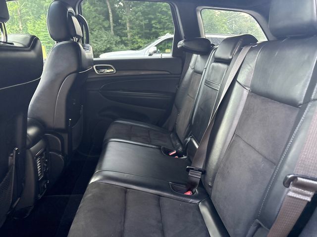 Used 2020 Jeep Grand Cherokee Altitude AWD/4WD image 18