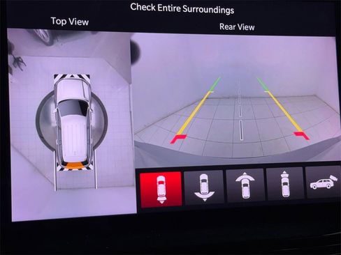 Used 2024 Jeep Grand Cherokee L Limited w/ Luxury Tech Group II image 35