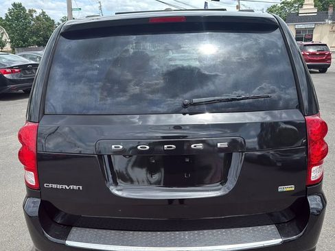 Used 2018 Dodge Grand Caravan SXT FWD image 8