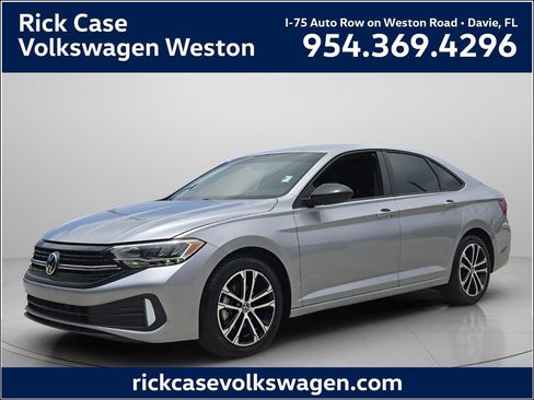 Certified 2022 Volkswagen Jetta Sport FWD image 1