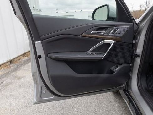 New 2025 BMW X1 xDrive28i w/ Premium Package image 14