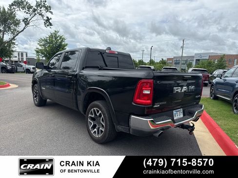 Used 2025 RAM 1500 Laramie AWD/4WD image 3