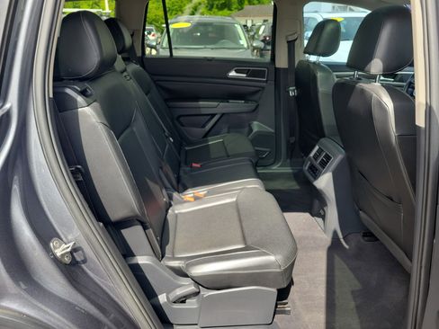 Used 2018 Volkswagen Atlas SEL FWD image 11