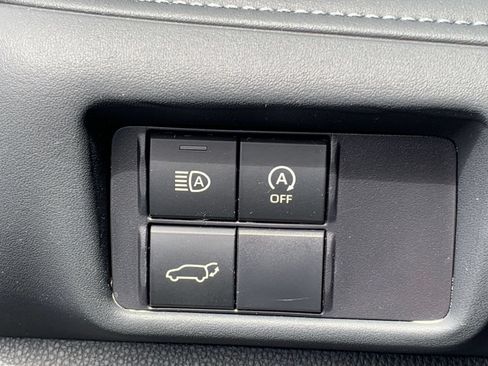 Used 2025 Toyota Highlander XSE AWD/4WD image 23
