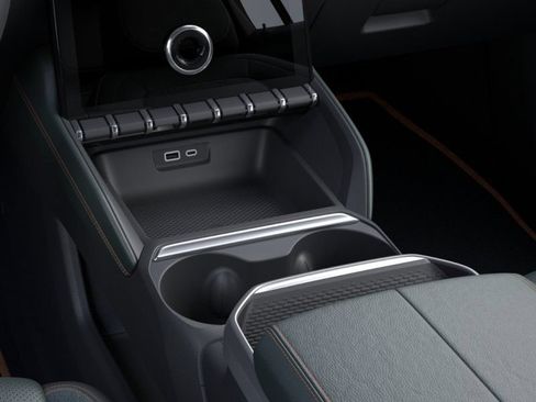 New 2026 GMC Terrain AT4 w/ Technology Package II AWD/4WD image 24