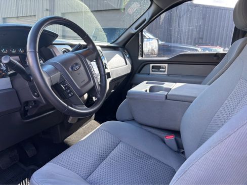 Used 2011 Ford F150 XLT w/ XLT Chrome Pkg image 11