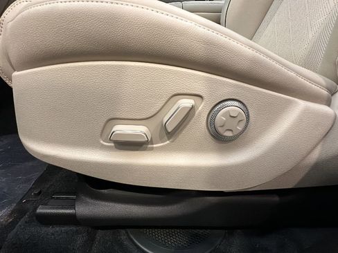 New 2026 Genesis GV80 2.5T Advanced AWD/4WD image 10