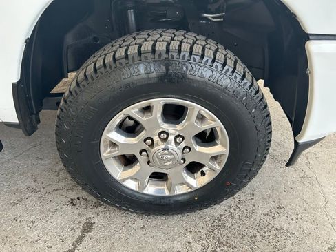 Used 2023 RAM 2500 Laramie image 14