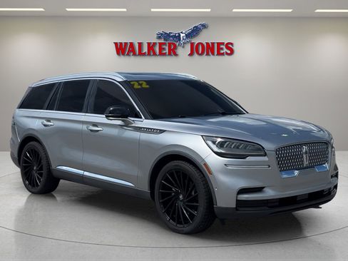 Used 2022 Lincoln Aviator Reserve image 1