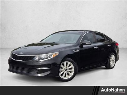 Used 2018 Kia Optima LX w/ 17" Alloy Wheels Package