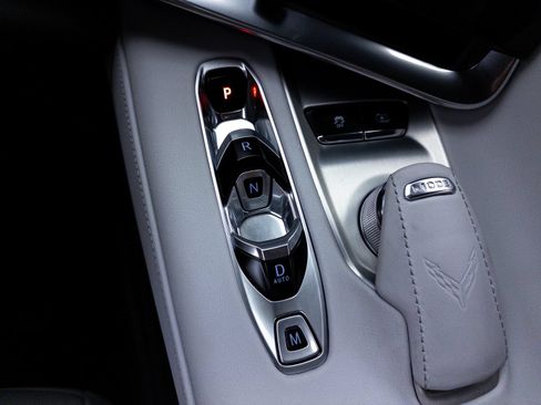 Used 2024 Chevrolet Corvette Stingray Preferred Conv w/ Battery Protection Package RWD image 29