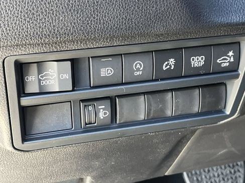 New 2026 Toyota Tundra SR5 AWD/4WD image 11