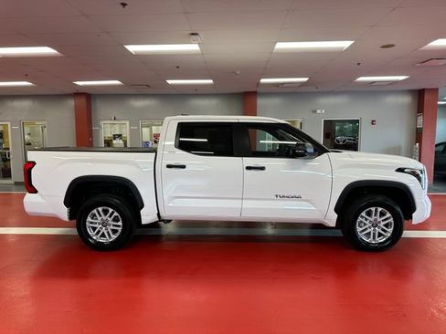 Certified 2025 Toyota Tundra SR5 w/ SR5 Convenience Package AWD/4WD image 3