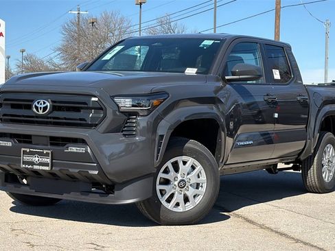New 2026 Toyota Tacoma SR5 image 34