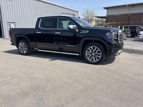 Used 2023 GMC Sierra 1500 Denali w/ Denali Reserve Package image 2