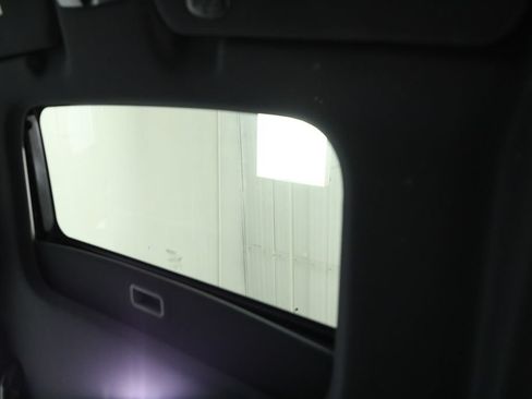 Used 2012 Chrysler 200 Limited FWD image 10