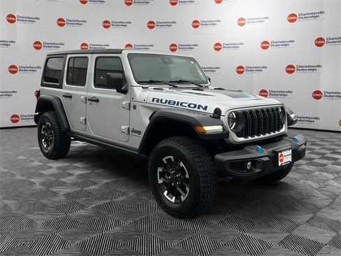 Used 2024 Jeep Wrangler Unlimited Rubicon 4xe image 7
