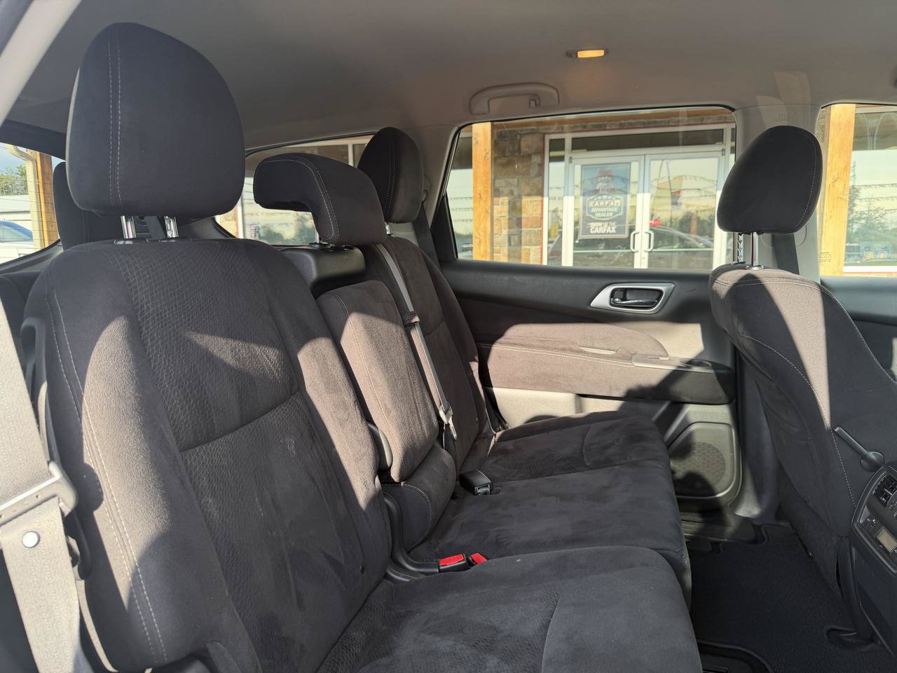 Used 2013 Nissan Pathfinder SV AWD/4WD image 23