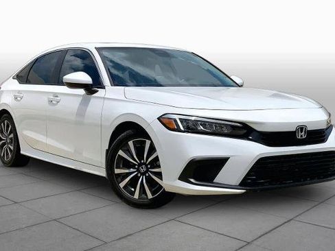 Used 2024 Honda Civic EX image 3