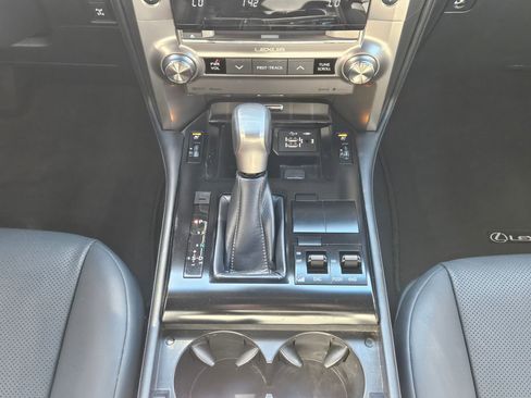 Used 2021 Lexus GX 460 Premium image 13