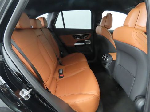 Certified 2026 Mercedes-Benz GLC 300 image 23