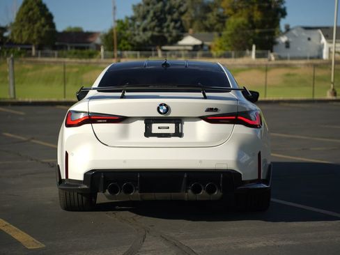 Used 2022 BMW M4 xDrive Competition w/ Executive Package AWD/4WD image 4