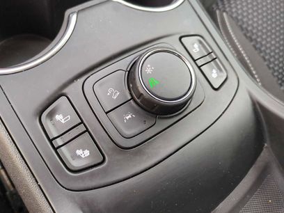 Used 2024 GMC Terrain SLE w/ Driver Convenience Package