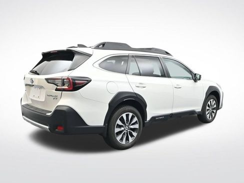 Used 2024 Subaru Outback Limited XT AWD/4WD image 8